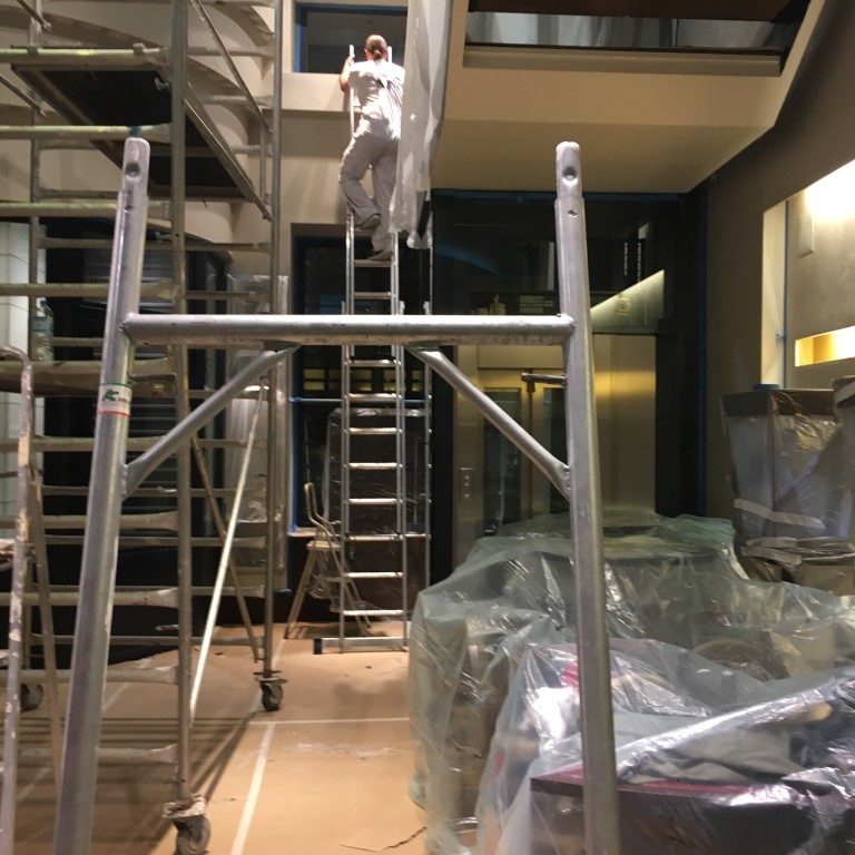 Ελαιοχρωματισμοί καταστήματος κοσμημάτων Ζολωτας